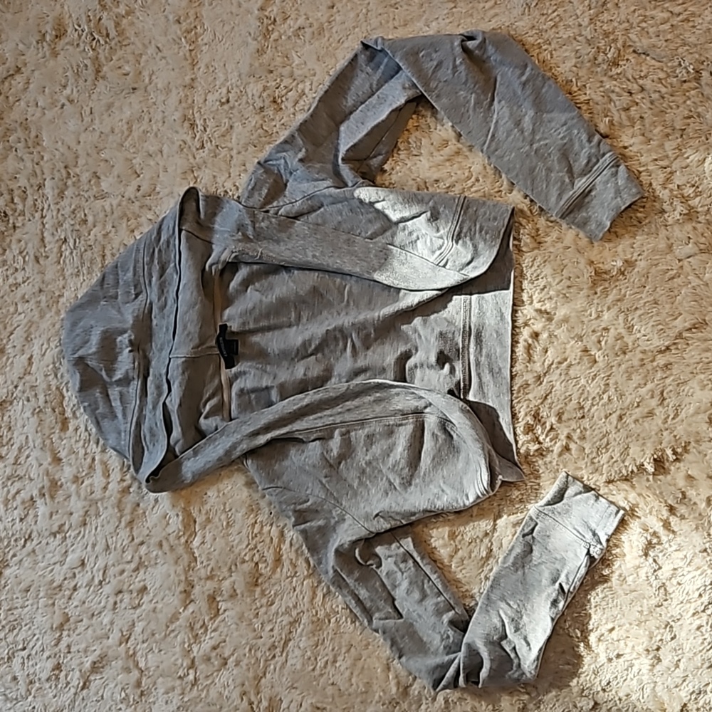 Vintage 2000s Express Gray Hooded Ballet Shrug